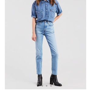 Levi’s Wedgie Fit Jeans